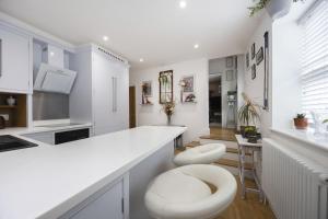 Lovely 3-Bed Home in Popular St Lukes