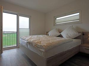 Holiday Home Ferienvilla in Hohenkirchen mit Privatem Pool Birdieweg 11a by Interhome