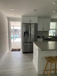 Cozy Beach Bungalow Ocean Access