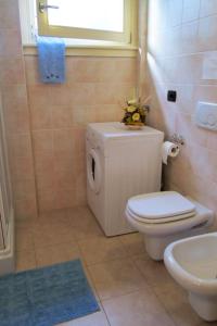 Apartment CasaKatty Zwei-Zimmer-Wohnung mit Balkon mit Seeblick by Interhome