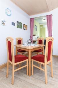 Holiday Home in Bensersiel mit Garten by Interhome