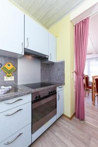 Holiday Home in Bensersiel mit Garten by Interhome