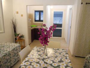 Apartment Schönes und gemütliches Studio-Apartment by Interhome