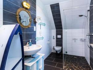 Apartment Moderne Maisonettewohnung in Meernähe by Interhome