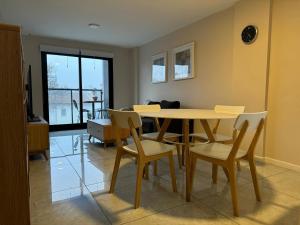 Check and Home - Corrientes III - 4 Huéspedes