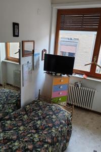 Apartment Die Hauptstraße von Grottammare- 50 Meter vom Meer entfernt by Interhome