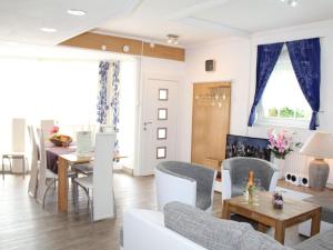 Holiday Home City FH Vulkaneinfel by Interhome