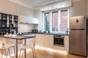 Modern Apartment in Milan - Garage included