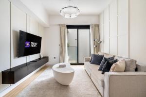 New! Stylish 1BR with Balcony and Pool Elysee III JVC