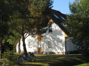 Apartment Strandnahe Wohnung mit Terrasse und Parkplatz by Interhome