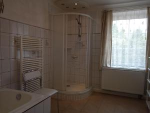 Apartment Wohnung in Hänichen mit Garten by Interhome