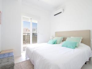 Apartment Schöne Ferienwohnung mit tollem Ausblick by Interhome