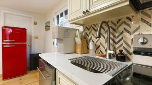 Long Island Nature Retreat with Peloton with Shared Pool