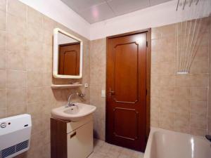 Apartment mit Blick auf den Lago Maggiore by Interhome