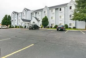 Motel 6-Sycamore, IL - Rochelle