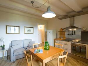 Apartment Gemütliche Ferienwohnung Le Volte by Interhome