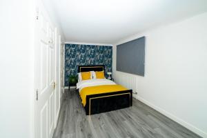 Duplex 2-Bed House with free Parking Near Greenwich O2 and city centre