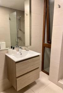 Modern 1-Bedroom Apartment in Somma Asturias