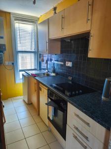 Funky two-bedroom flat close to town centre
