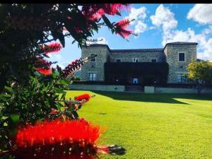 Holiday Home mit Wasserblick by Interhome