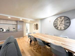 UrbanFlat 89 - 3 bedrooms Parisian Apartment