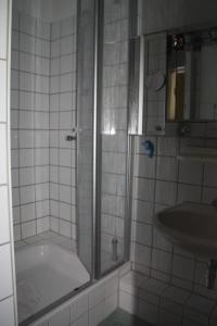 Apartment in Gründerzeitvilla in Strandnähe by Interhome