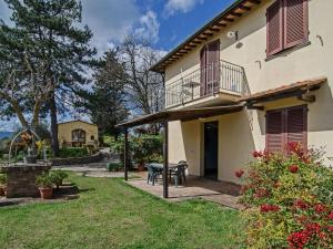 Apartment Appartement il Tulipano in San Gimignano by Interhome