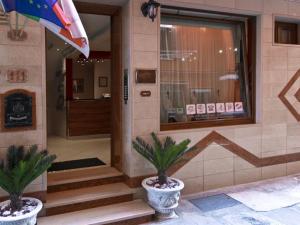 Apartment Deluxe Apartment mit privatem Balkon by Interhome