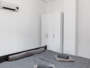 Apartment Wohnung Peter mit Balkon by Interhome