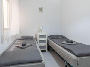 Apartment Wohnung Peter mit Balkon by Interhome