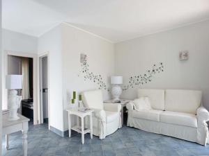 Apartment Petrosa Wohnung by Interhome