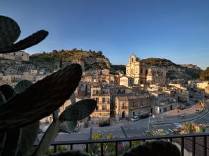 Apartment Nettes Appartement in Scicli mit Möblierter Terrasse by Interhome