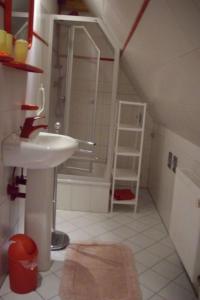 Apartment Apartment im Friesenhaus Dikhü by Interhome