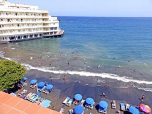 Apartment Penthouse Playa Medano by Interhome