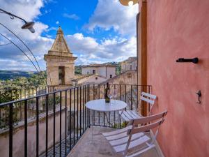 Apartment Raffo- Wohnung mit Aussicht in Ragusa Ibla by Interhome