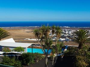 Apartment Großes Appartement mit Meerblick auf Lanzarote by Interhome