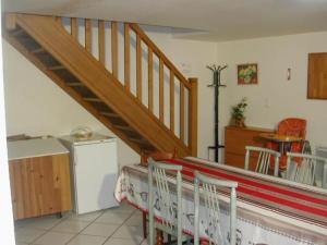 Holiday Home Steinhaus in ländlicher Umgebung mit Pool by Interhome