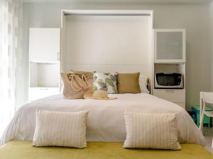 Apartment Carmel am Meer by Interhome