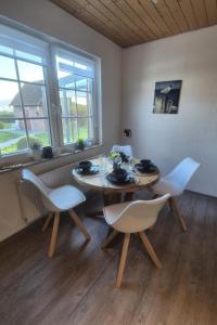 Holiday Home mit Wintergarten und Garten am Deich by Interhome