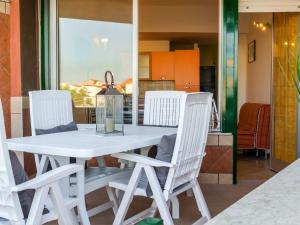 Apartment Nero DAvola Morgante Wohnung by Interhome