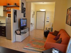 Apartment Stilvolle Wohnung in Toscolano Maderno by Interhome