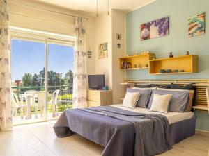 Apartment Studio mit Korallenblick in Chianchitta-Pallio by Interhome