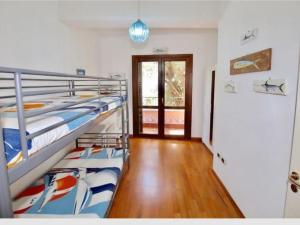 Apartment Wohnung Casa Marchese mit Wasserblick by Interhome