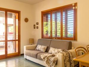 Apartment Wohnung 'Blue Wood' in Strandnähe by Interhome