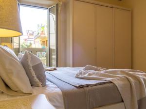 Apartment Das Haus des Großvaters in Taormina by Interhome