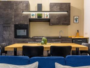 Apartment Casa Inzolia by Interhome