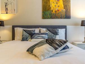 Apartment Casa Inzolia by Interhome