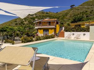 Holiday Home in Castelmola mit Privatem Pool by Interhome