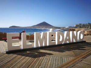 Holiday Home in El Médano mit Terrasse und Meerblick by Interhome