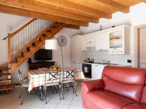 Apartment La Villetta mit Schwimmbad by Interhome